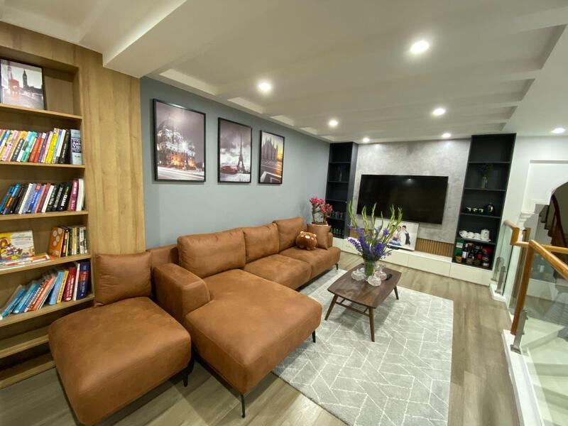 Hình ảnh phòng khách sau khi thi công lắp đặt nội thất thực tế bởi đội ngũ HomeMe