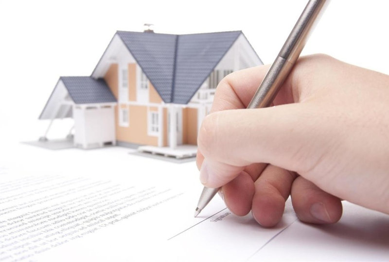 Đọc kỹ các điều khoản trước khi quyết định ký kết hợp đồng